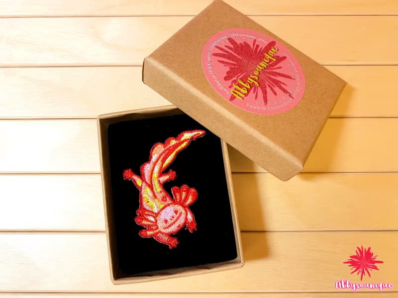 六角恐龍Hobby刺繡別針