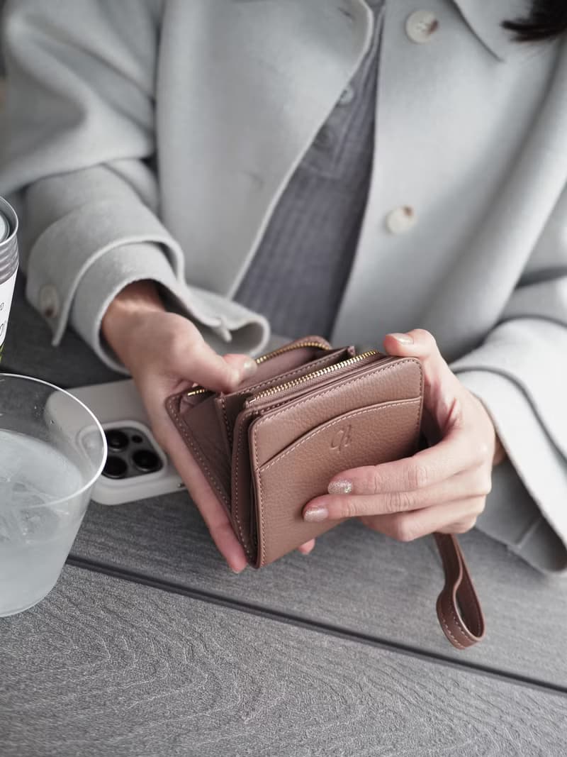 Anna (Woodrose): Mini / short wallet, cow leather, Bifold Zipper, brown
