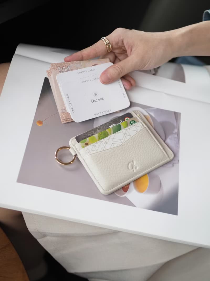 June (Sea salt) :  Multi-card holder, card case, Slim wallet, Cream-White