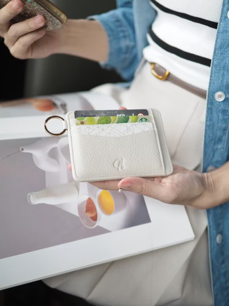 June (Sea salt) :  Multi-card holder, card case, Slim wallet, Cream-White
