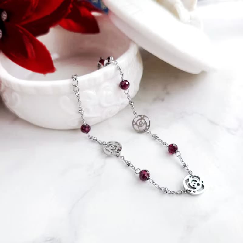 玫瑰晨語 。石榴石玫瑰花白鋼手鍊