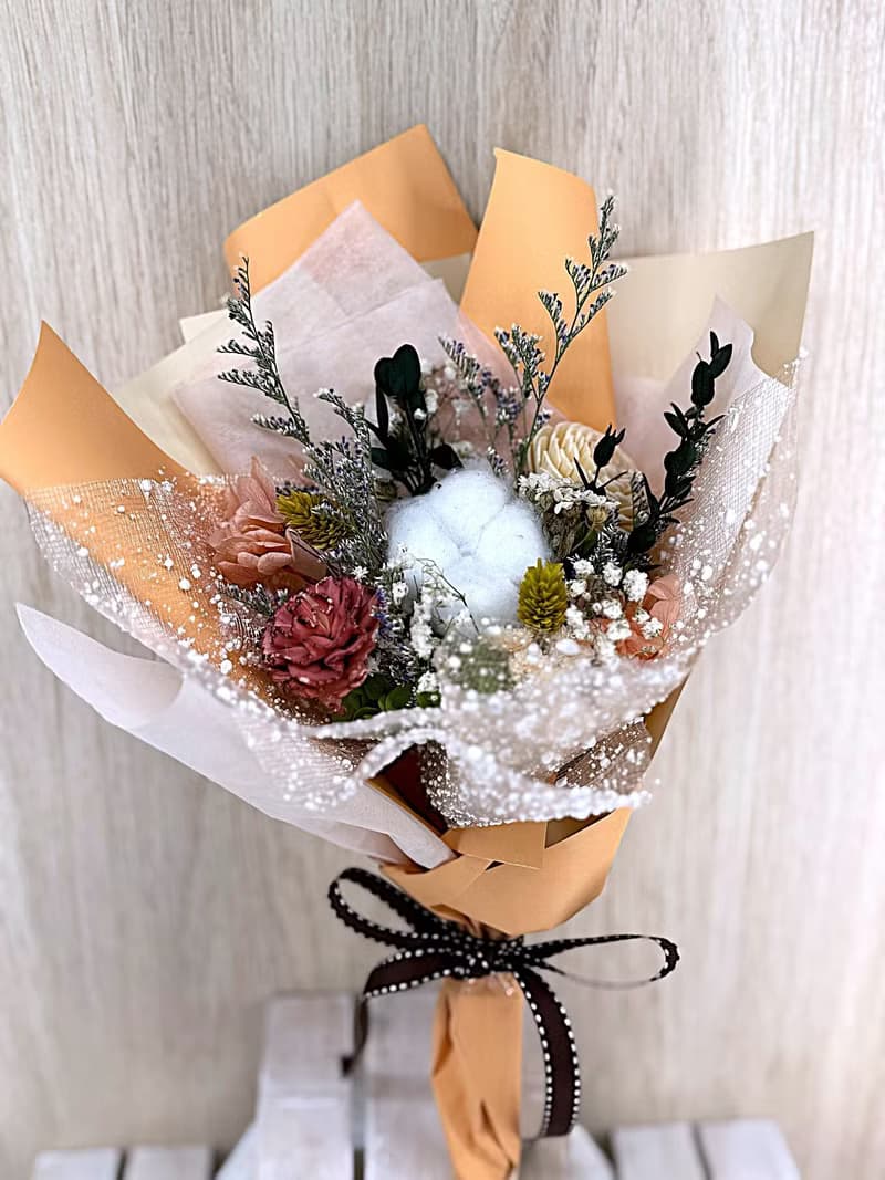 畢業季主題花卉 棉花/擴香索拉花花束