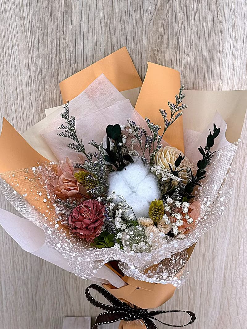 畢業季主題花卉 棉花/擴香索拉花花束