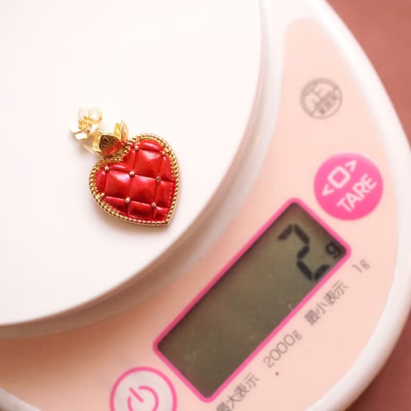 いちごのピアス/イヤリング