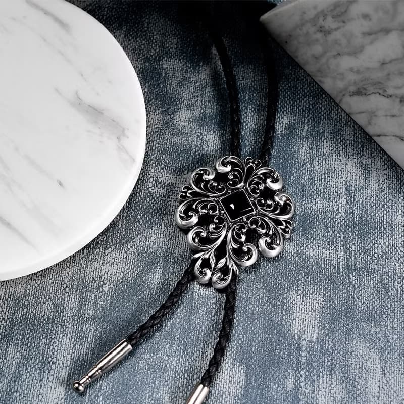 典雅捲紋  保羅領帶 Bolo Tie 真皮 皮革項鍊 皮繩領帶 長項鍊