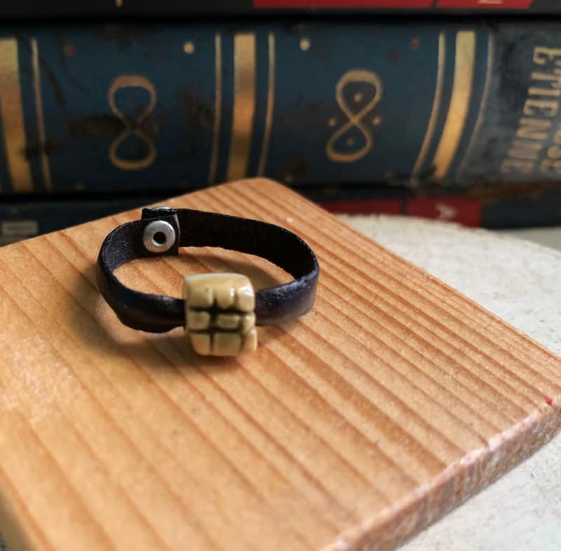 戒指 日本白瓷 自然釉色 無限看不膩色調 真皮革 自然系列