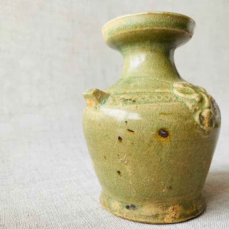 中國 唐宋時期越窯清瓷壺│釉面青碧 潤澤晶瑩 古件收藏