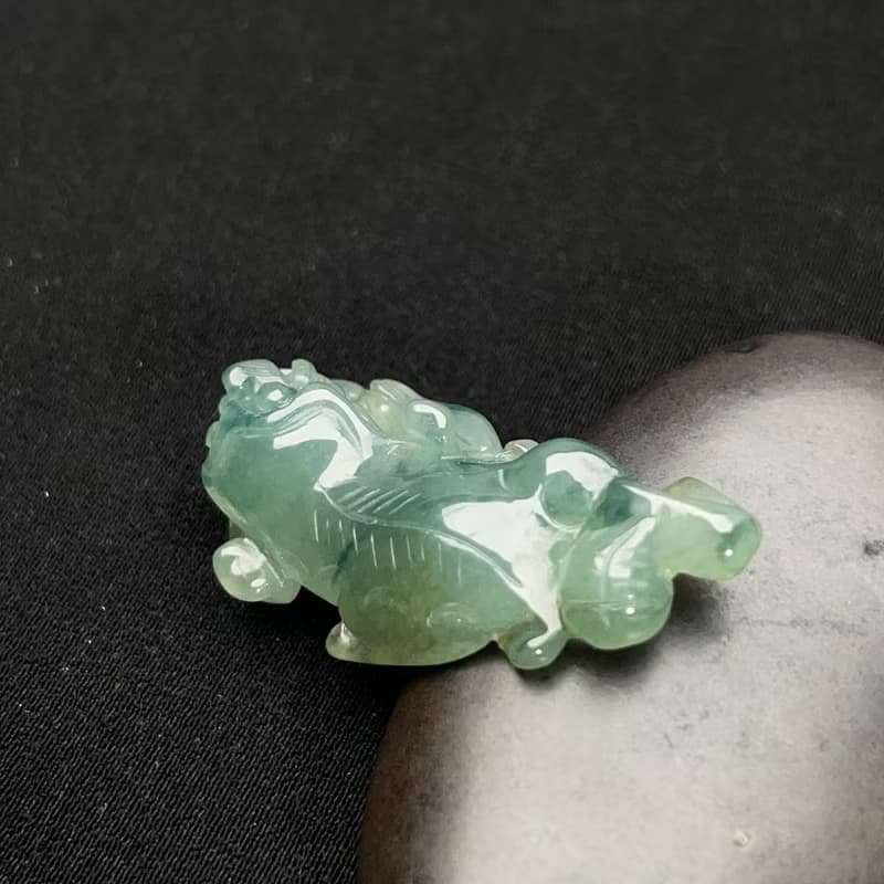 冰綠翡翠貔貅吊飾 | 天然緬甸玉翡翠A貨