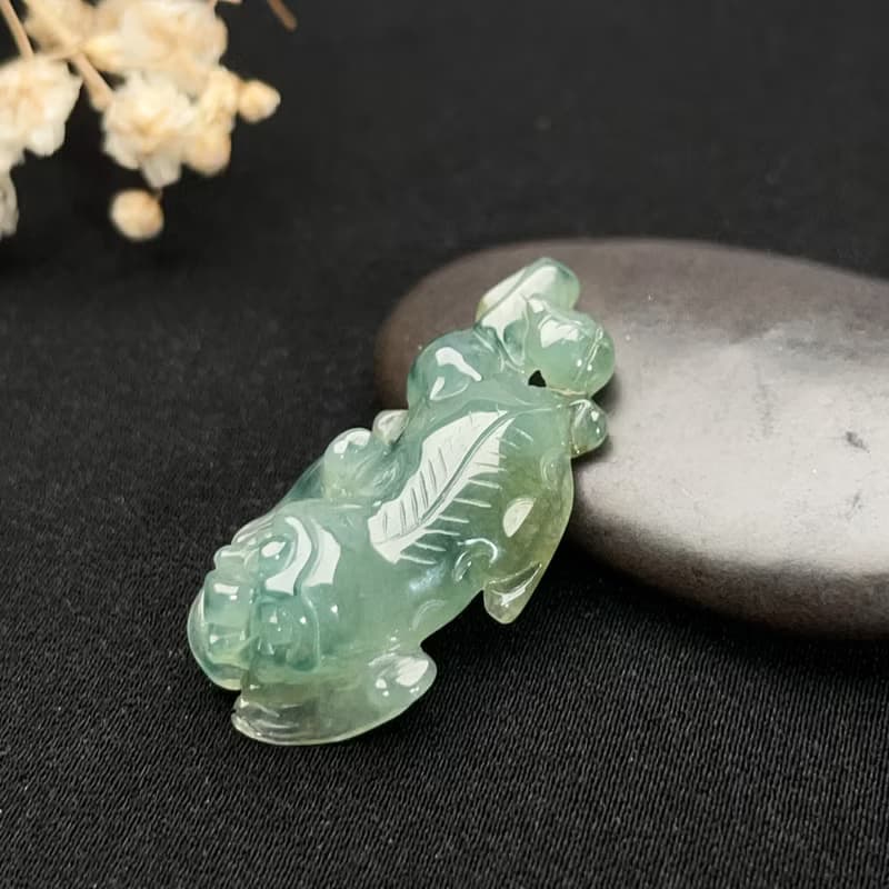冰綠翡翠貔貅吊飾 | 天然緬甸玉翡翠A貨
