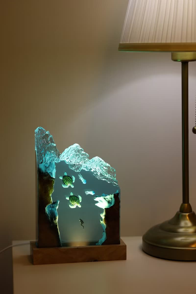 海龜漫遊、樹酯實木夜燈、辦公室桌面擺件、居家藝術雕塑、精品
