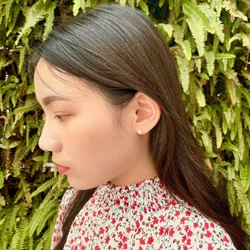 │清新│小白花 • 純潔白 • 耳針耳夾 • 925silver• 純銀耳飾