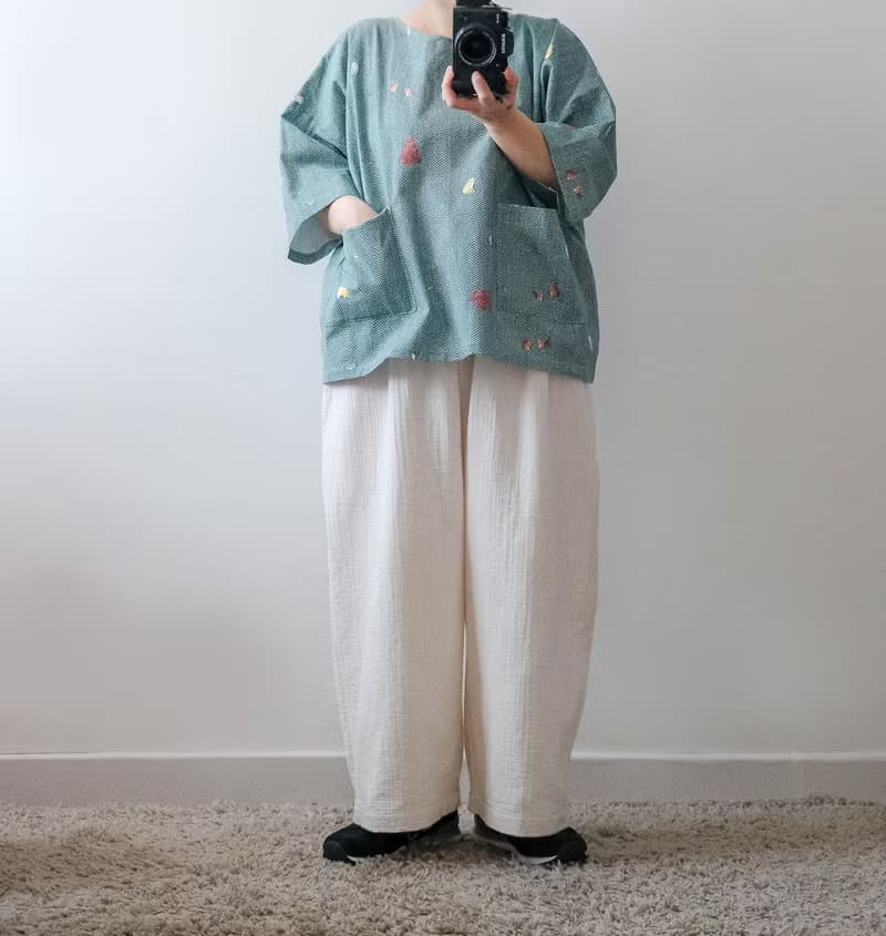 燕麥米皺皺直筒寬褲