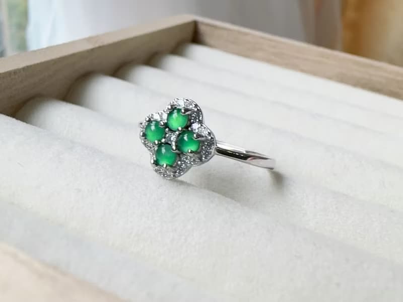 天然A貨翡翠 蛋面冰種翡翠 幸運草 水潤放光 純銀戒指 好運