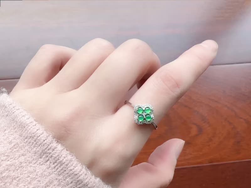 天然A貨翡翠 蛋面冰種翡翠 幸運草 水潤放光 純銀戒指 好運