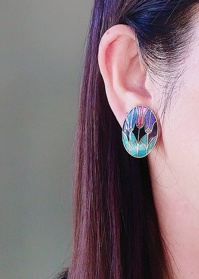 Vintage Jewelry 西洋古董飾品 景泰藍 黑底鬱金香花卉 夾式耳環