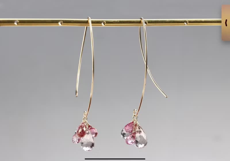 14kgf-pink chilly tears curve pierced earrings