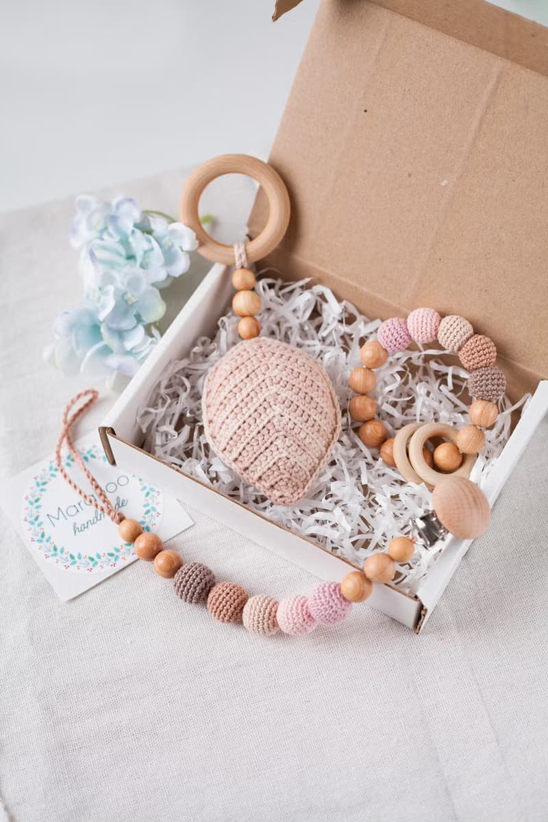 Pink Beige Baby Gift Box: Leaf Rattle Toy, Teething Ring, Pacifier Clip Holder