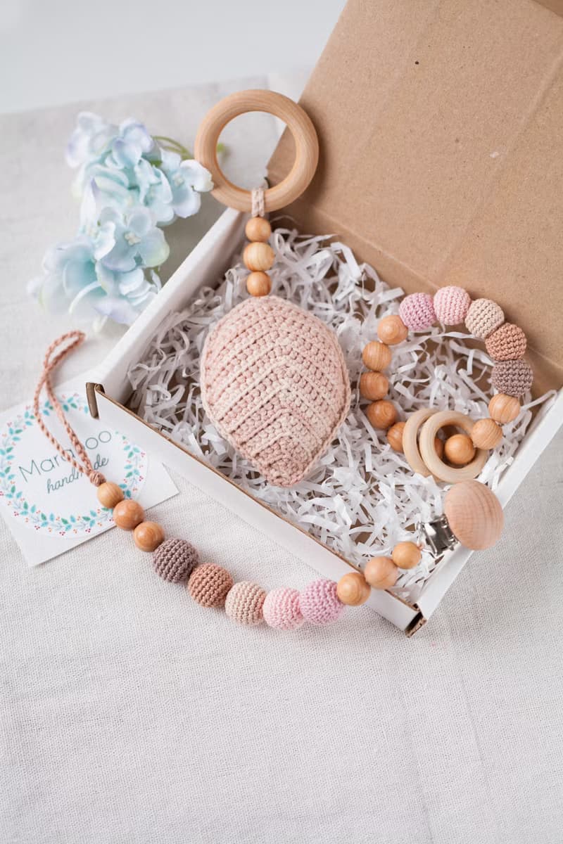 Pink Beige Baby Gift Box: Leaf Rattle Toy, Teething Ring, Pacifier Clip Holder