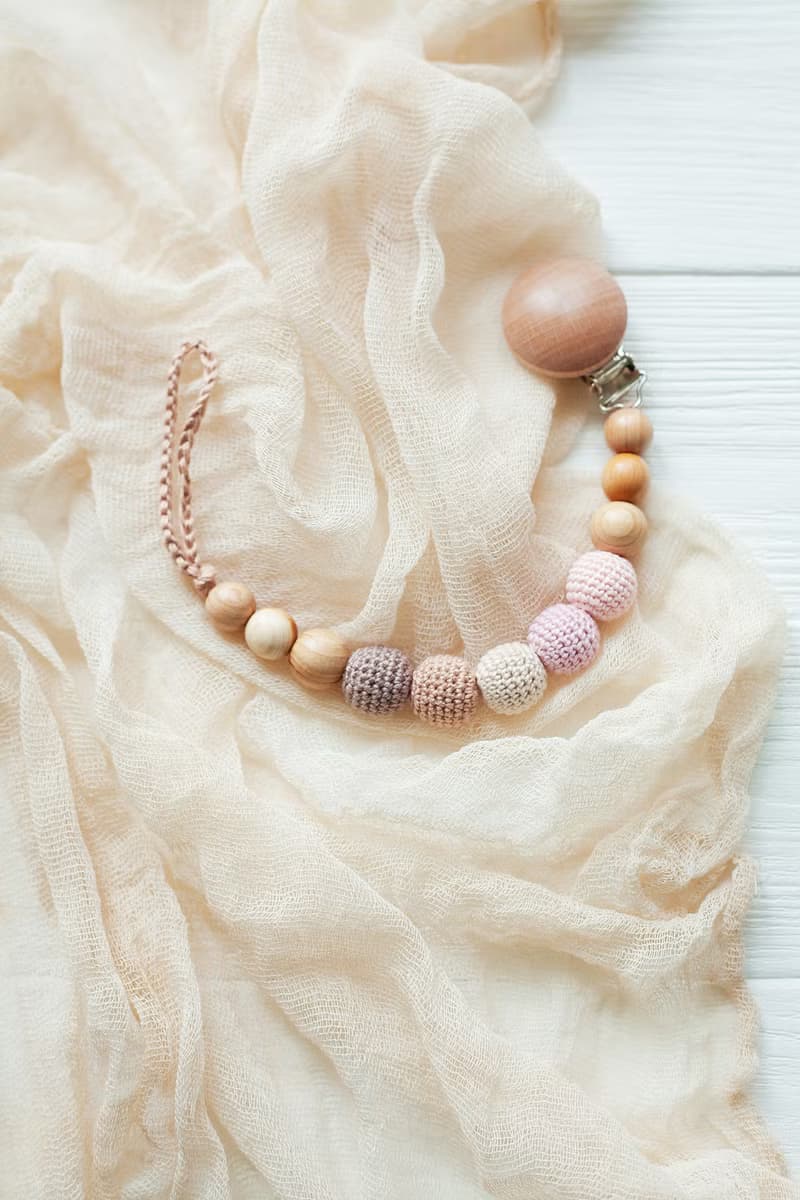 Pink Beige Baby Gift Box: Leaf Rattle Toy, Teething Ring, Pacifier Clip Holder