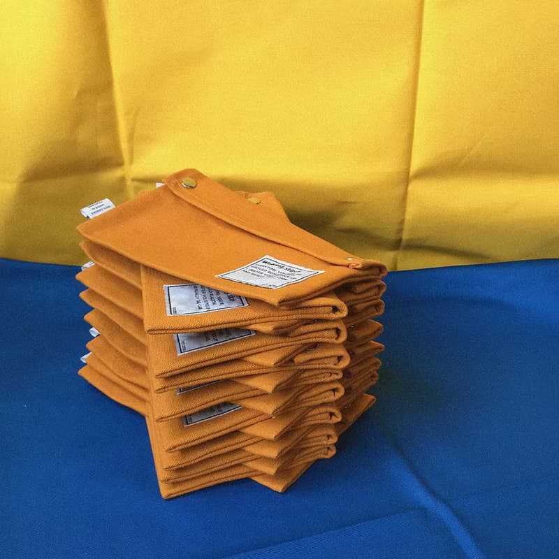 CLUTCH BAG HAWAII : MUSTARD
