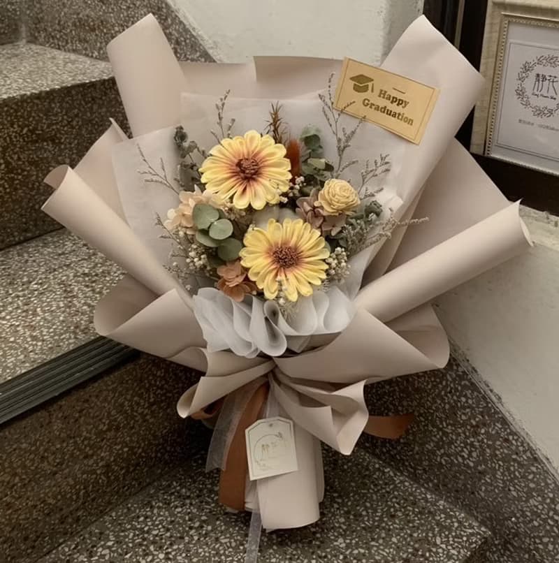 【中型太陽花束】畢業花束 / 母親節花束 / 生日送禮花束