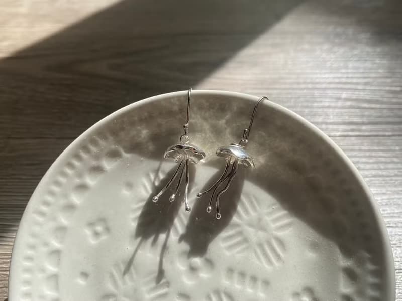 水母耳環 Jellyfish Earrings