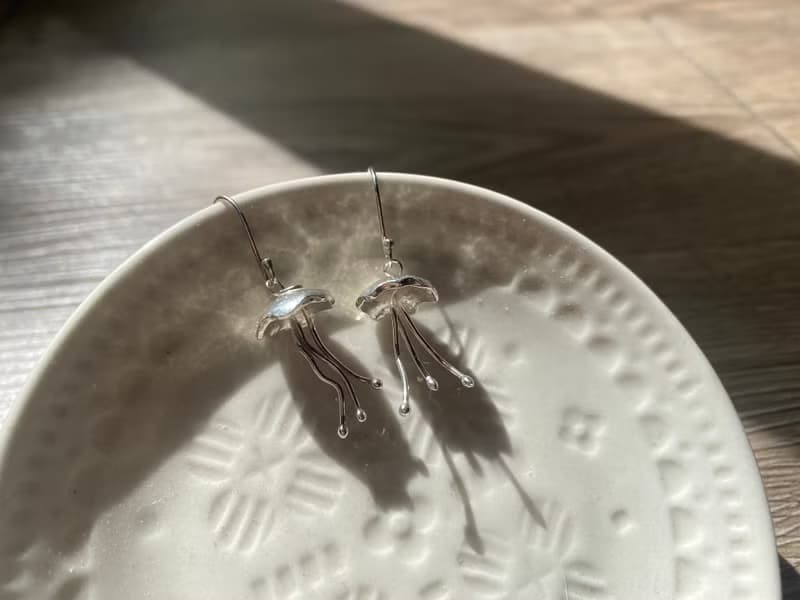 水母耳環 Jellyfish Earrings
