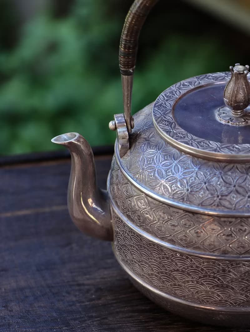 手工純銀紫皮錢幣紋茶壺