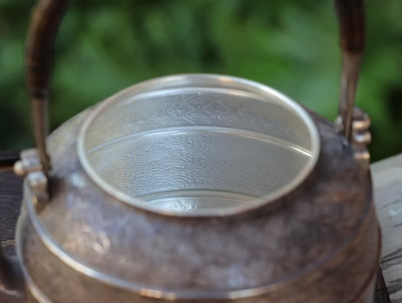 手工純銀紫皮錢幣紋茶壺