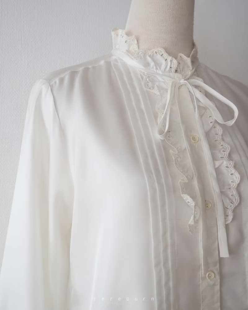 日本製復古刺繡領小立領薄長袖白色古著襯衫