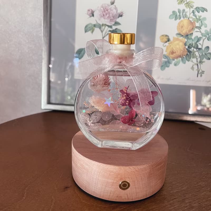 全新包裝/畢業花禮/母親節花禮/浮游花夜燈/乾燥花/永生花/附包裝