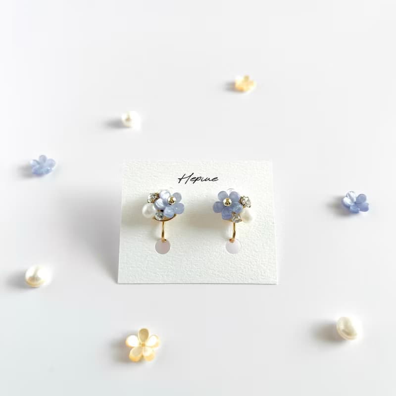 Tiny Charm (Blue) : earring耳夾 / pierce耳釘