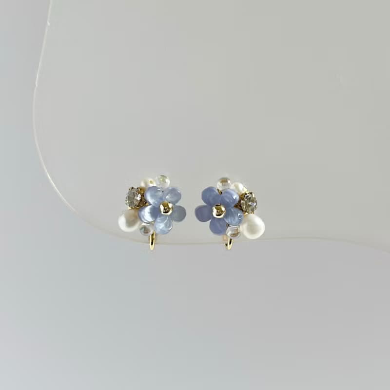 Tiny Charm (Blue) : earring耳夾 / pierce耳釘