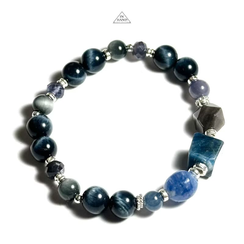 湛藍的曠野-藍虎眼.原礦藍晶石-純銀設計款手鍊