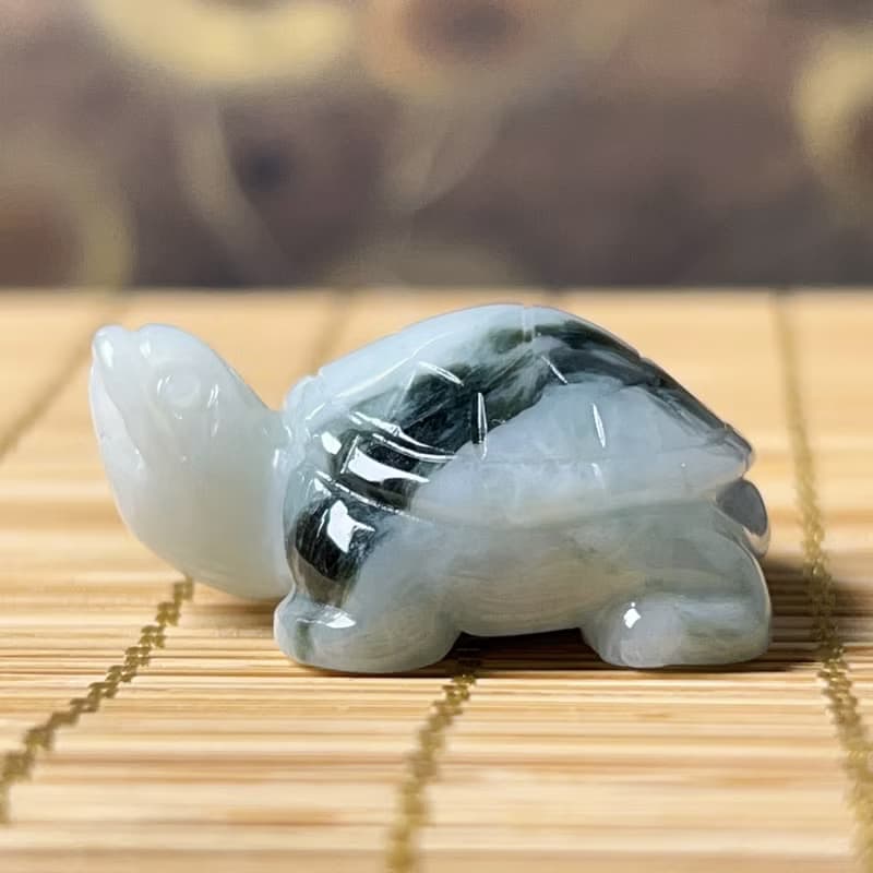 【吉祥‧長壽】飄花翡翠烏龜 | 天然緬甸A貨翡翠 | 送禮