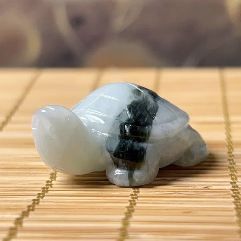 【吉祥‧長壽】飄花翡翠烏龜 | 天然緬甸A貨翡翠 | 送禮