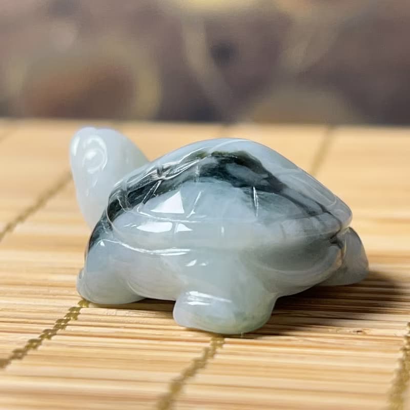 【吉祥‧長壽】飄花翡翠烏龜 | 天然緬甸A貨翡翠 | 送禮