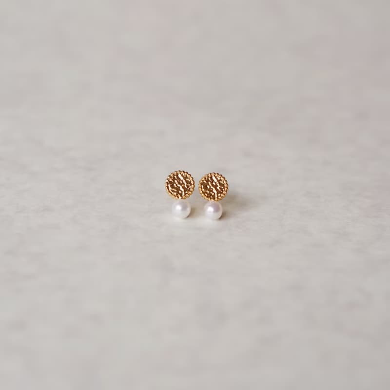 フルムーンパールピアス/ イヤリングクリップ