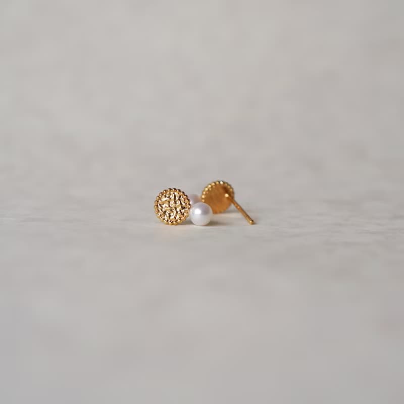 フルムーンパールピアス/ イヤリングクリップ