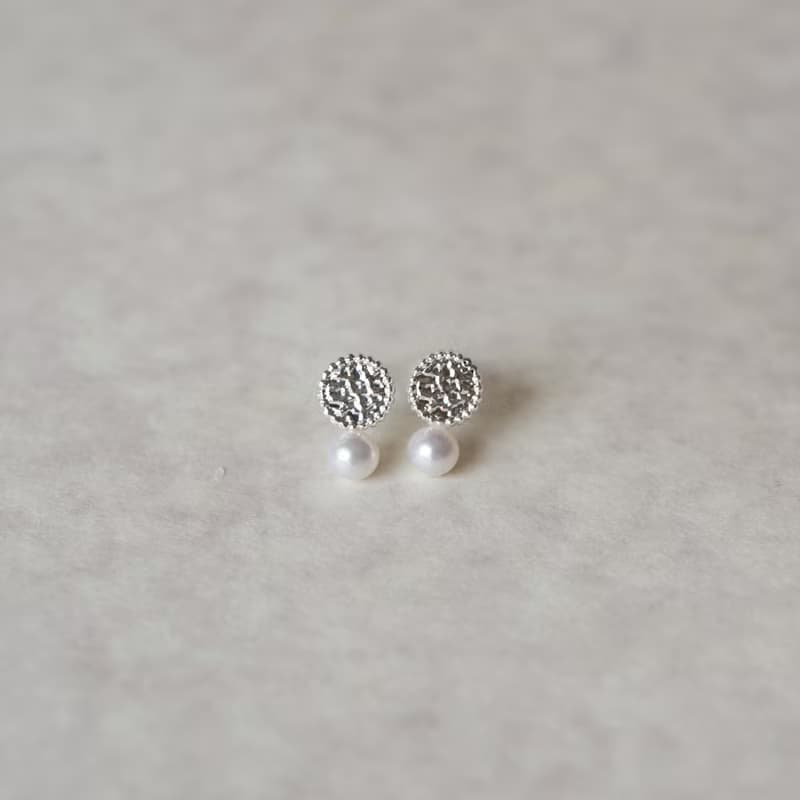 フルムーンパールピアス/ イヤリングクリップ