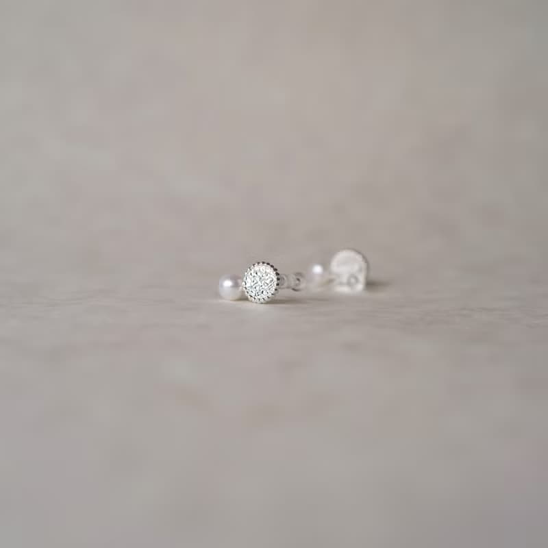 フルムーンパールピアス/ イヤリングクリップ