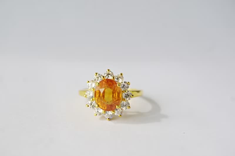 Natural Yellow Sapphire Ring Sterling Silver 925 with Gold Plated.