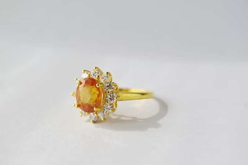 Natural Yellow Sapphire Ring Sterling Silver 925 with Gold Plated.