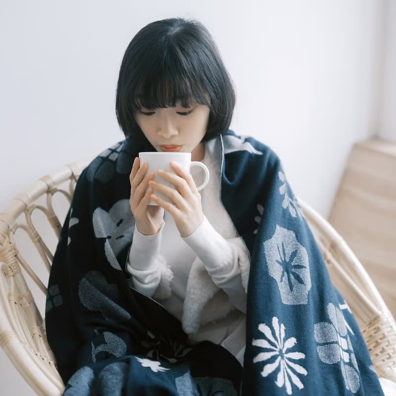 緹花圍巾/軟冬綻花/經典花色/暮光藍