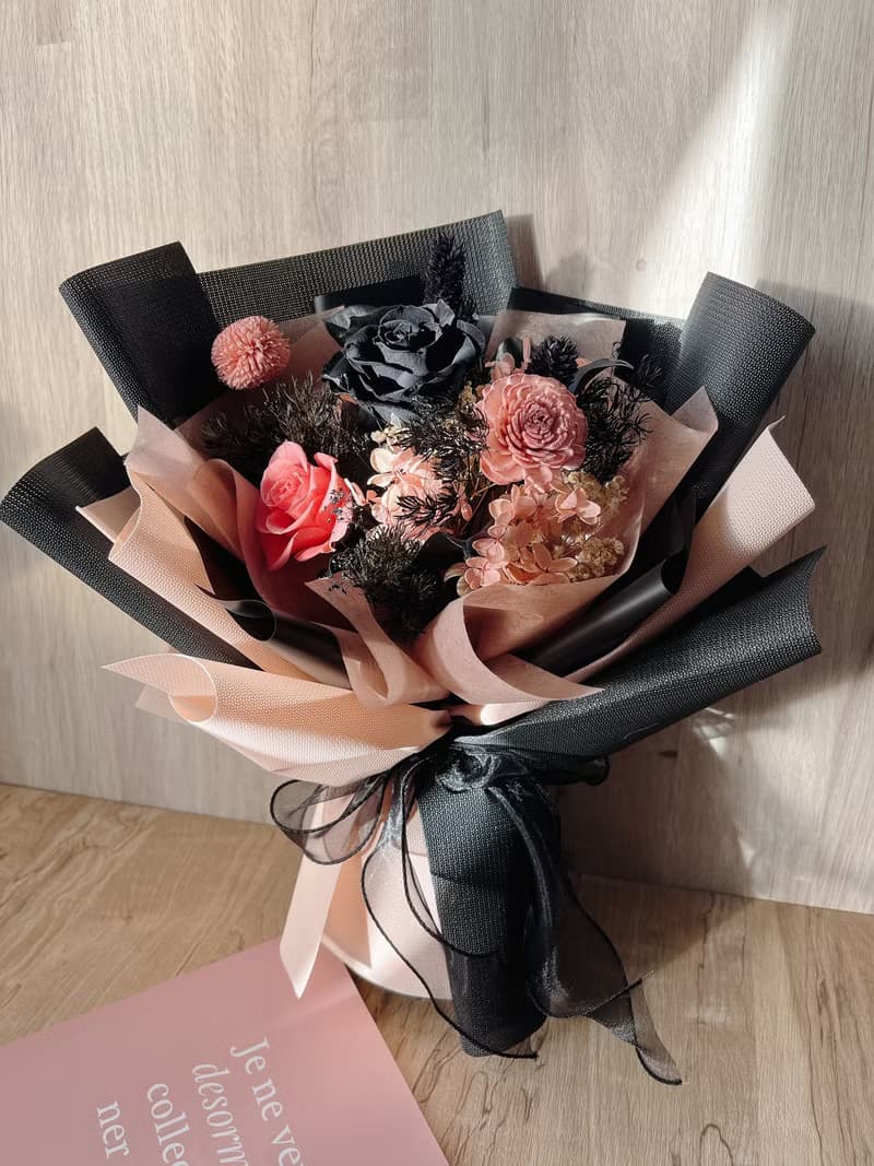 【新款花束】永生乾燥花束/七夕/謝師禮/畢業花束/情人節花束