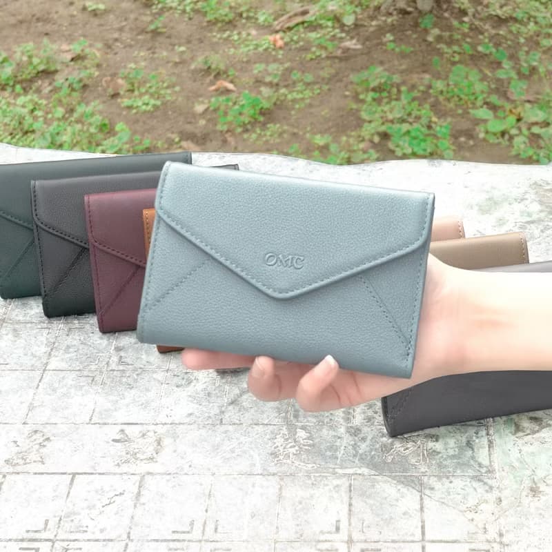 (灰藍)簡約信封式9卡1照牛皮中夾4141