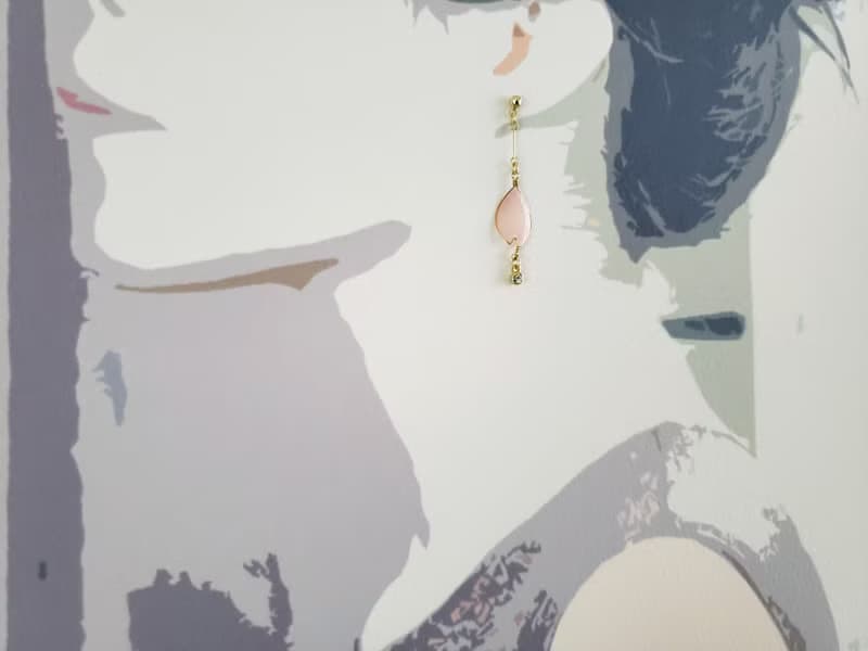 cherry blossoms 桜花びらとビジューのピアス or イヤリング