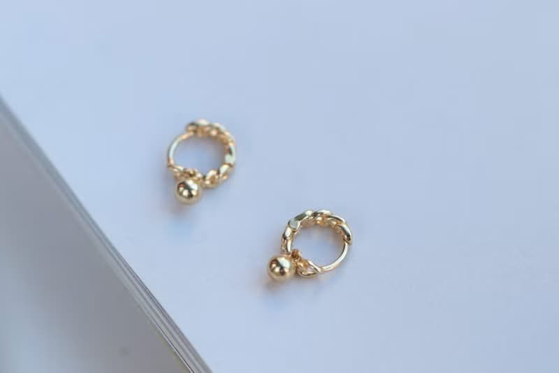 14K Chain Style Earring 鍊子珠珠小耳扣耳環(單個) (內徑 6 mm)