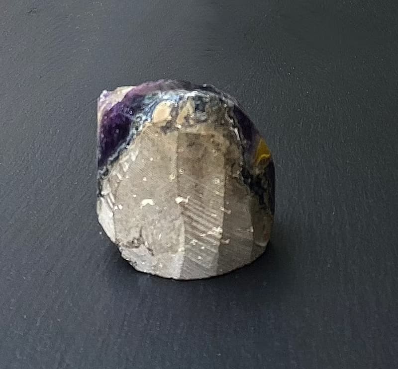 招財開運-天然原礦異象頂級招財聚財手帝王紫 紫晶鎮共生方解石