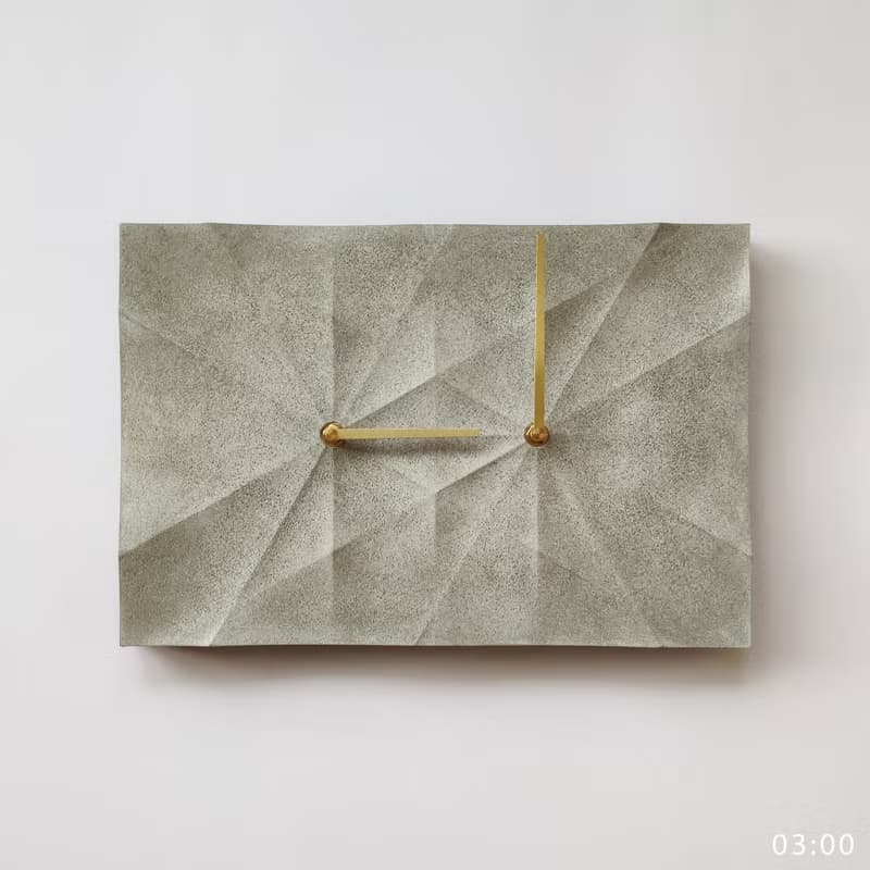 HOMER | 水泥摺紙時鐘 Origami Clock | 灰色曲面酸蝕 | 最後一件